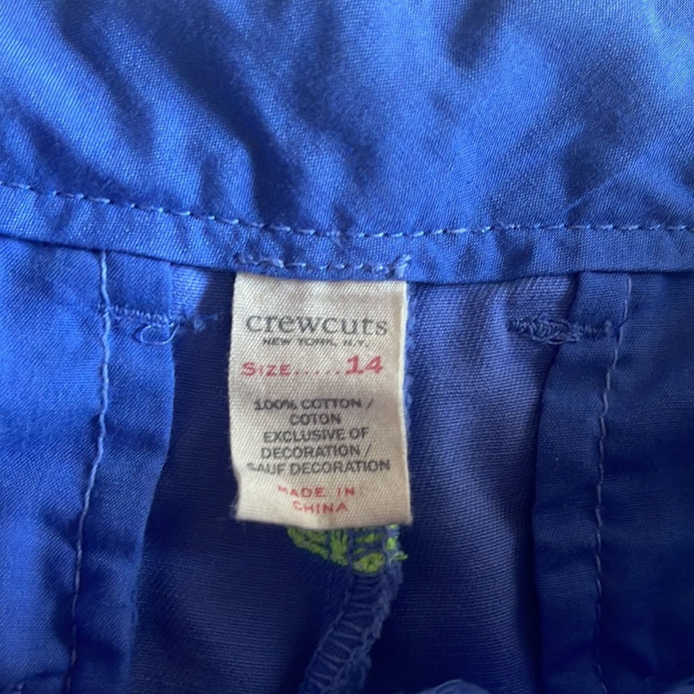 J.Crew / Crewcuts boys’ blue shorts with embroidered sail boats - Picture 3 of 3